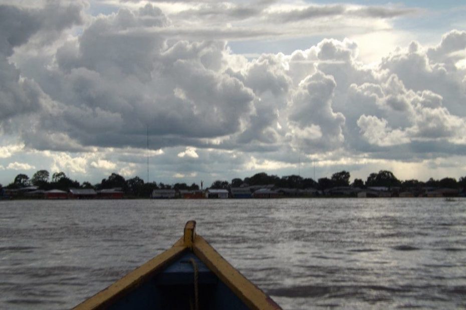 How to get from Colombia to Peru by Boat on the Amazon