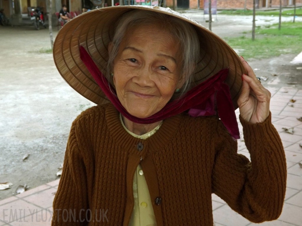 Vietnamese palm reader