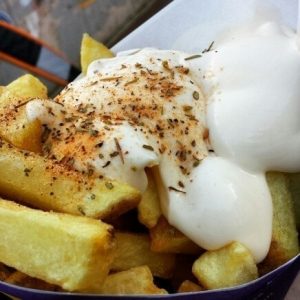 Chips with mayonnaise