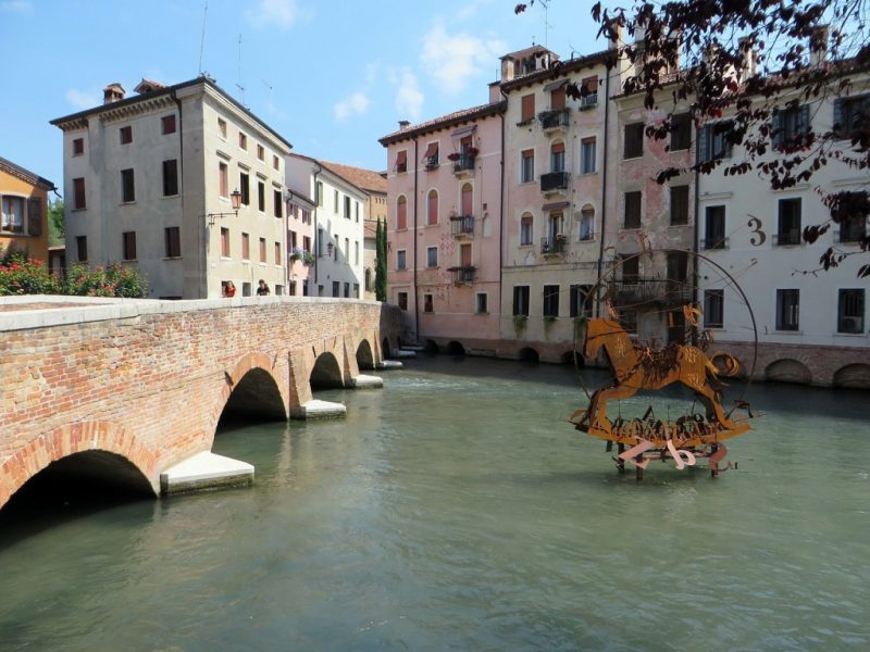 5 Alternatives to Italy's Major Cities