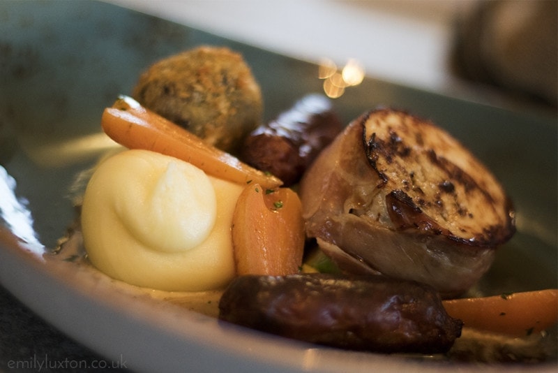 Roast dinner at Tayberry in Broughty Ferry Scotland