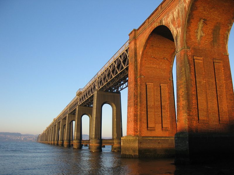 tay rail bridge dundee 