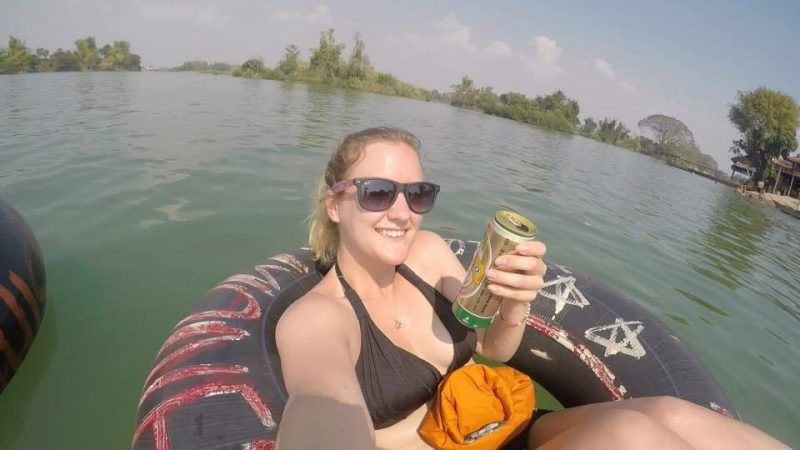 Travel Girl's Who Don't Shave