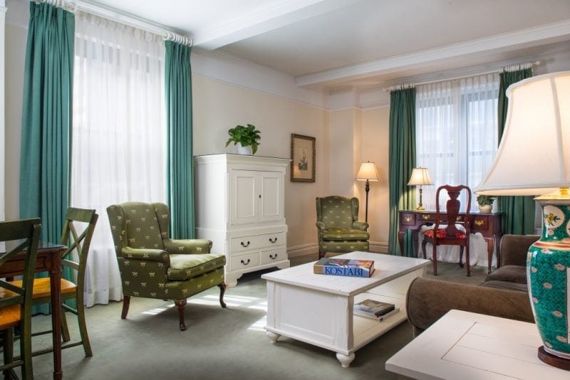 Roger Smith Hotel review