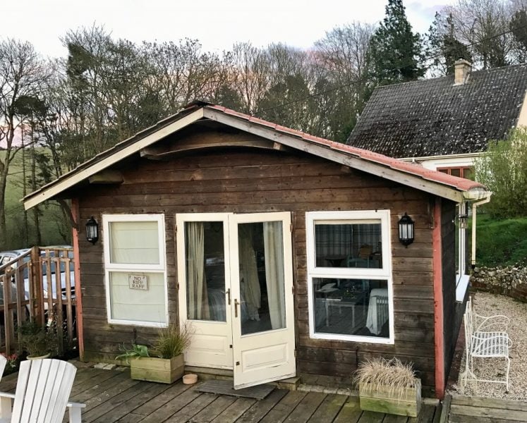 Cabin glamping Winterbourne Steepleton - best places to stay in dorset