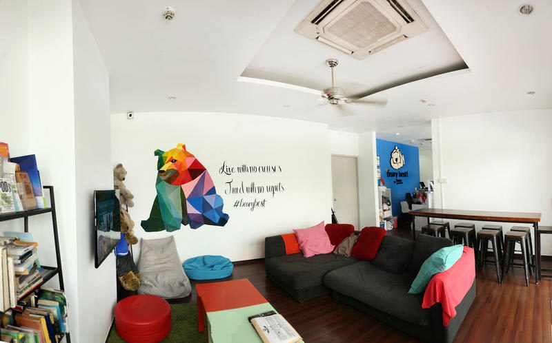 singapore hostels