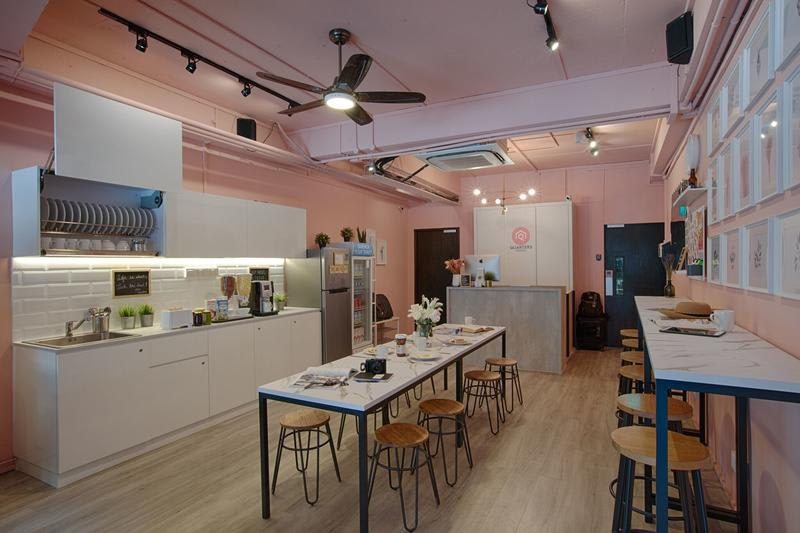 best hostels in singapore