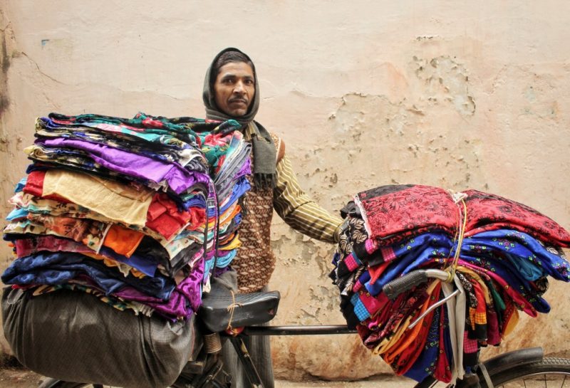 how to haggle in india