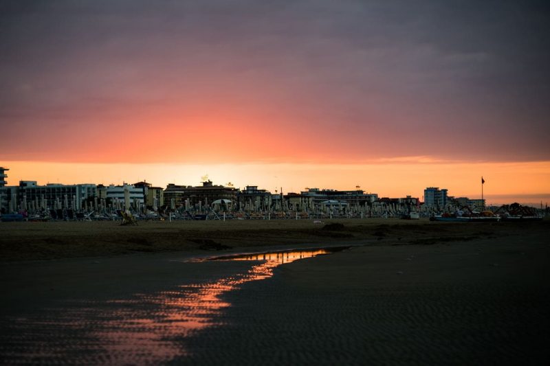 beach towns in italy