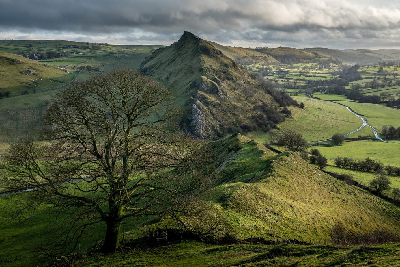 26 Places to Visit in the Midlands, England - East, West & the Peak