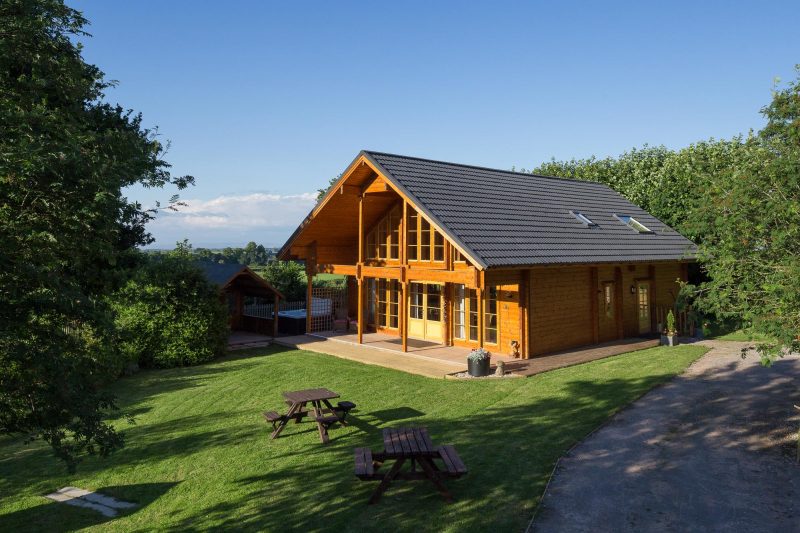 log cabin in somerset england