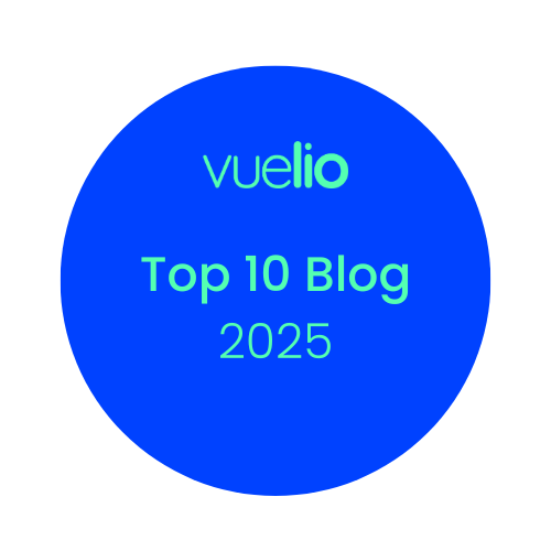 Blue circle with the text: Vuelio Top 10 Blog 2025